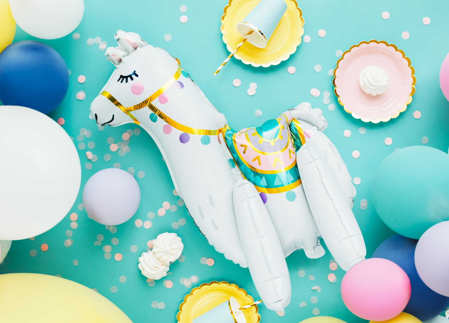 Standing llama foil balloon with colorful blanket – fiesta or animal party decoration